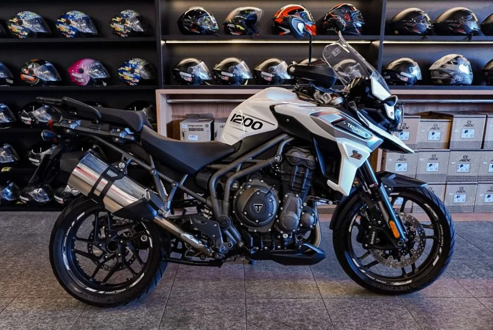TRIUMPH TIGER 1200 XR