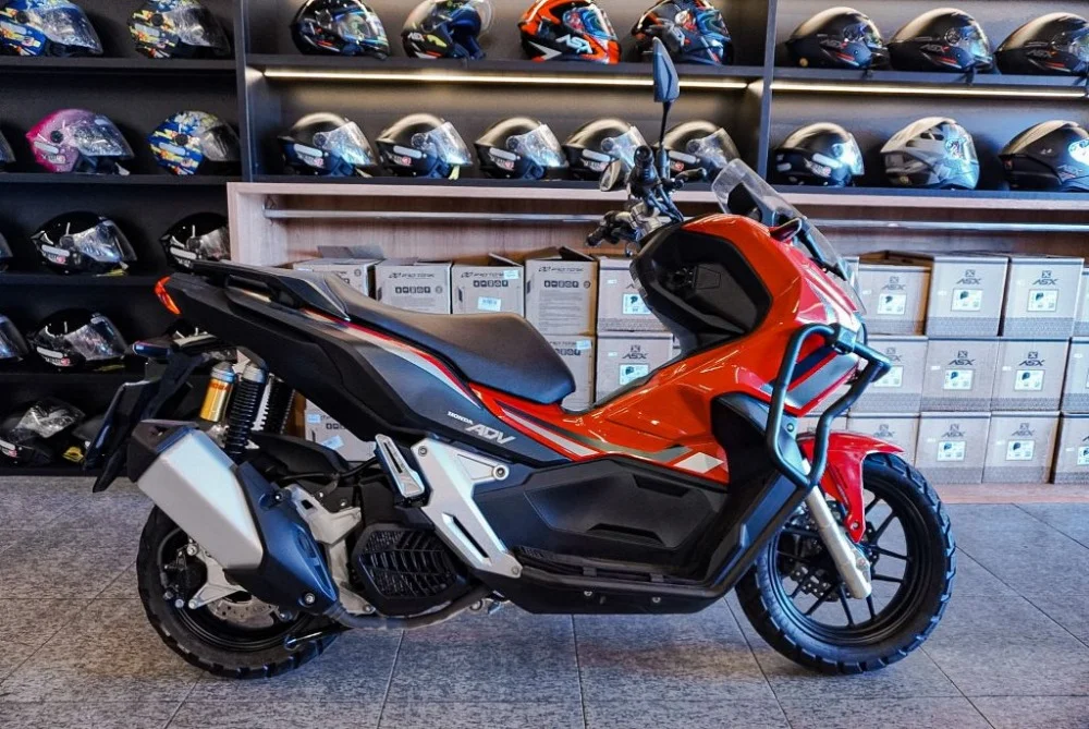 HONDA ADV 150